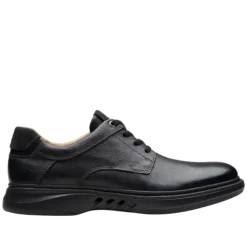 Clarks Men's Un Briley Pace Wide Black