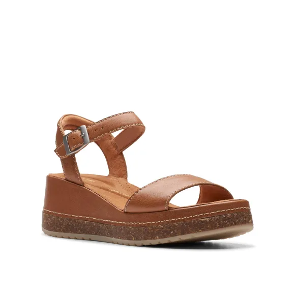 Clarks Women's Kassandra Lily Wide Tan