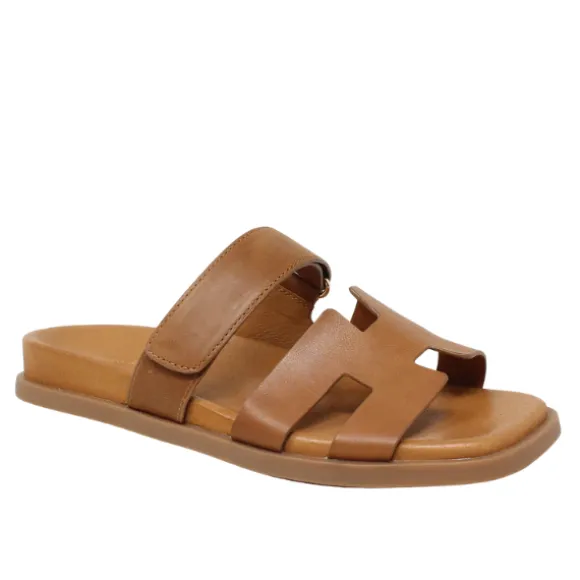 Django & Juliette Women's Nodette Tan