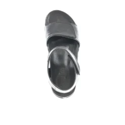 Sovella Women's Chloe Black