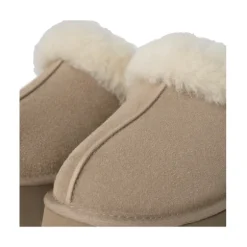 UGG Women's Disquette Sand