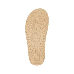 UGG Women's Goldenstar Chestnut